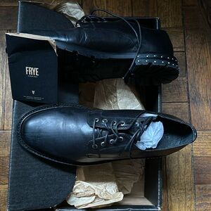 Frye Black Leather Shoes Sz 7.5